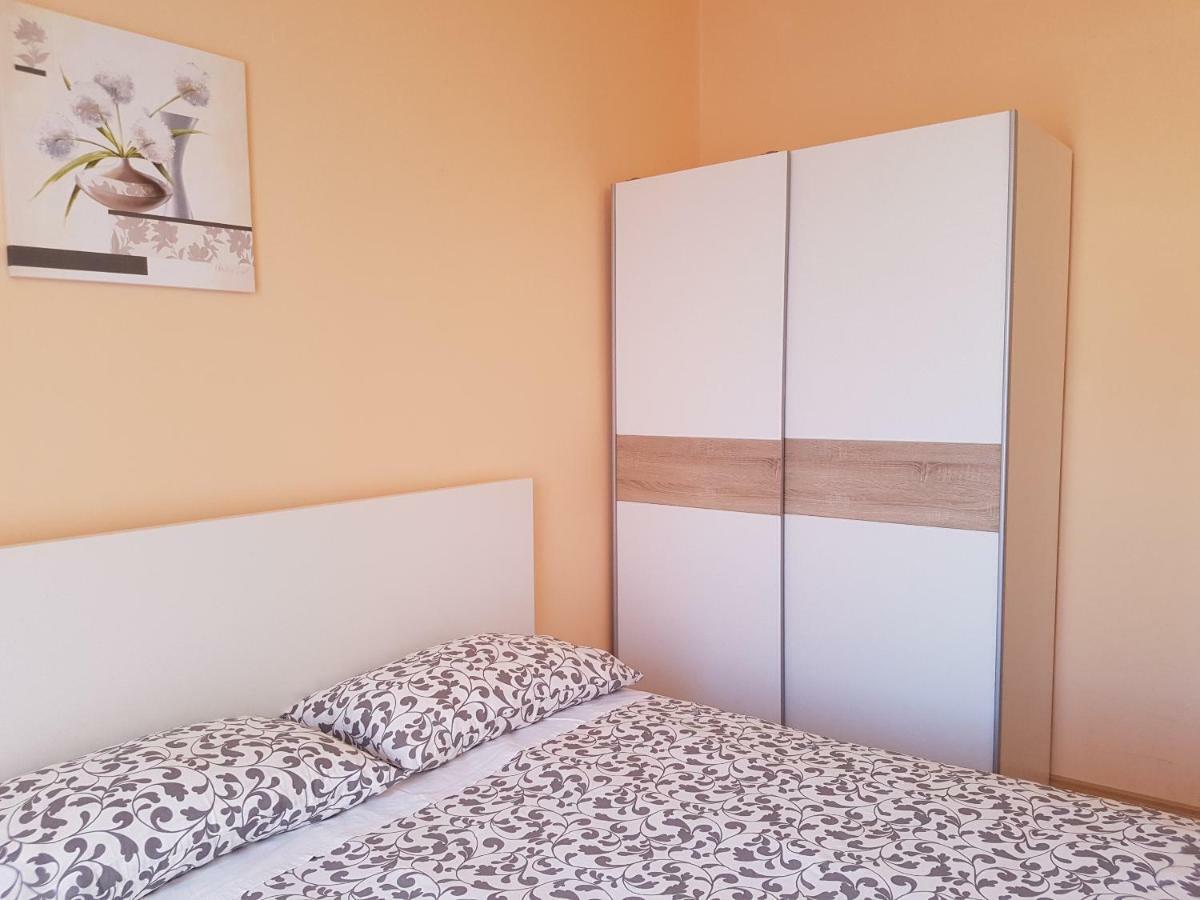 Rooms Siesta Пореч Екстериор снимка
