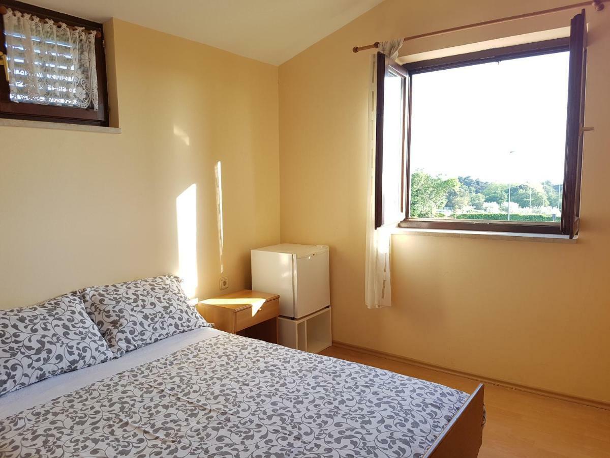 Rooms Siesta Пореч Екстериор снимка