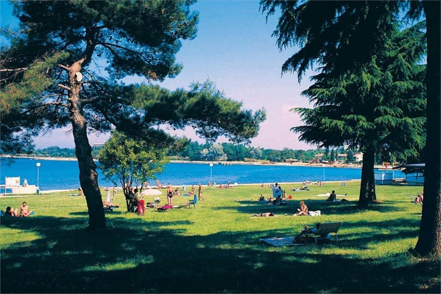 Rooms Siesta Пореч Екстериор снимка